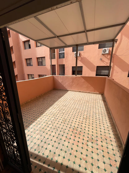 Grande terrasse privée – appartement rare à vendre à Guéliz Marrakech